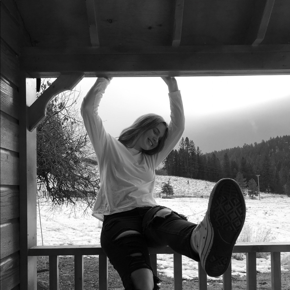 Meet your Posher, Abby